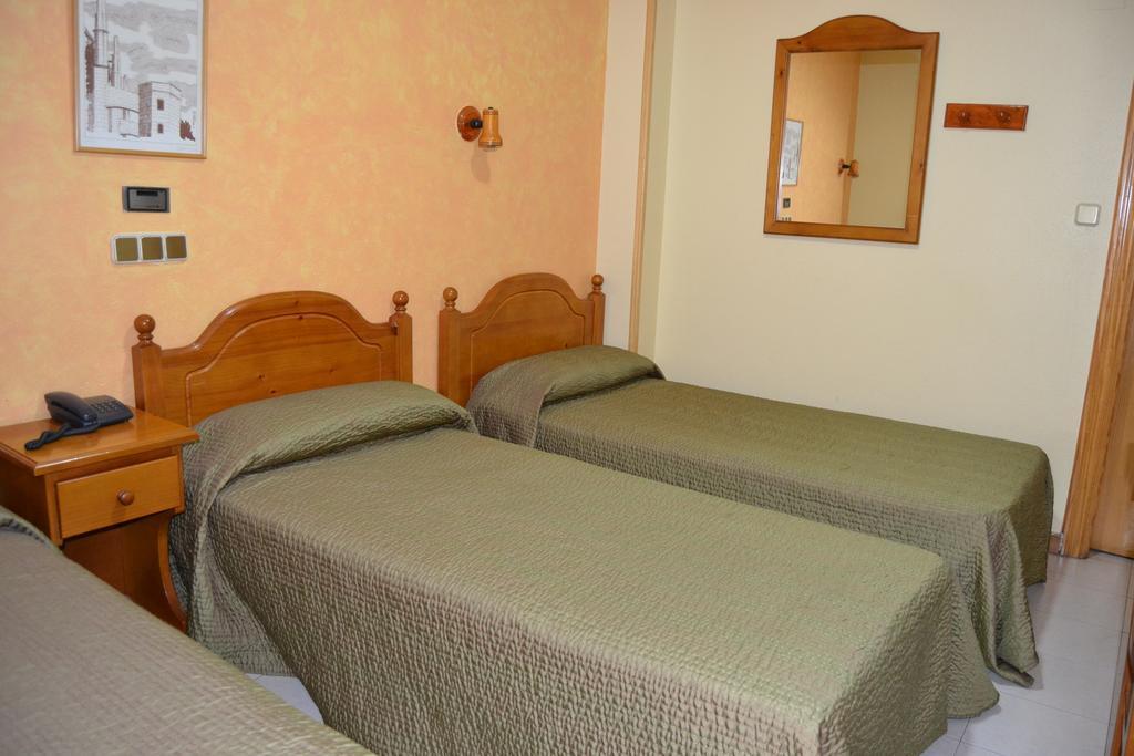 Hotel San Marcos Huesca Pokoj fotografie